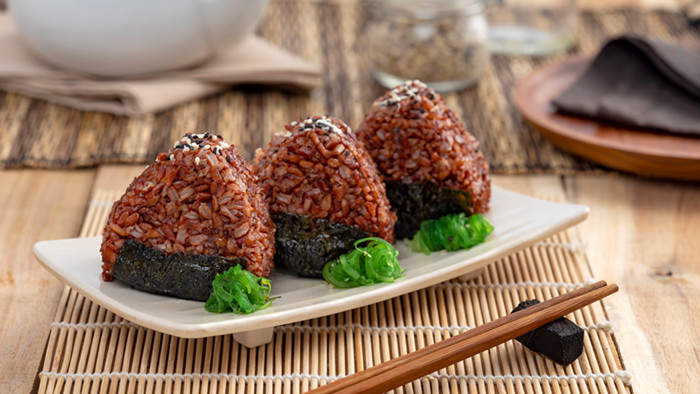 Onigiri Nasi Merah